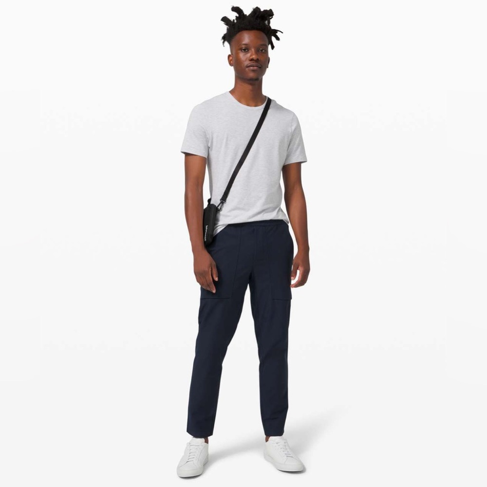 Lululemon Bowline Pant *Utilitech 30"
True Navy - Picture 3 of 8